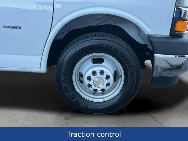 Used 2022 Chevrolet Express 3500 w/ Power Convenience Package image 27