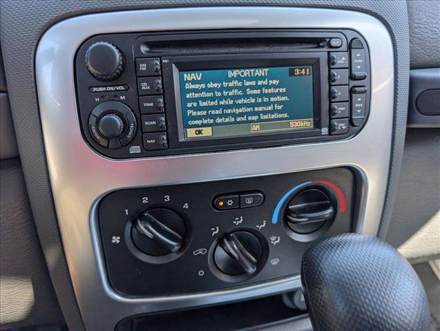 Used 2007 Jeep Liberty Limited AWD/4WD image 17