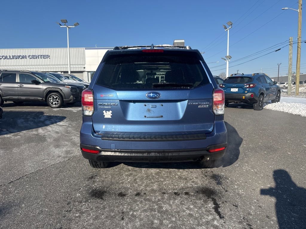 Used 2017 Subaru Forester 2.5i Premium w/ All-Weather Package image 10