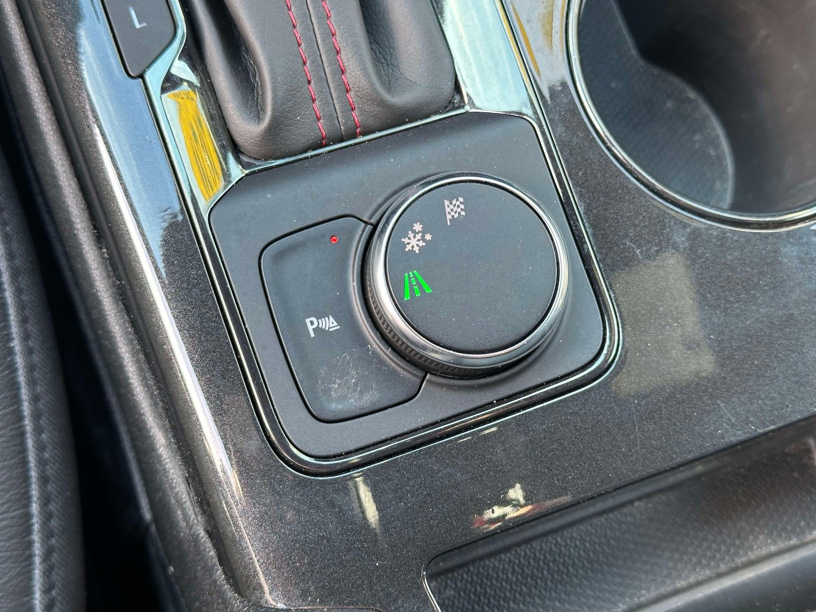 Used 2020 Chevrolet Blazer RS FWD image 31