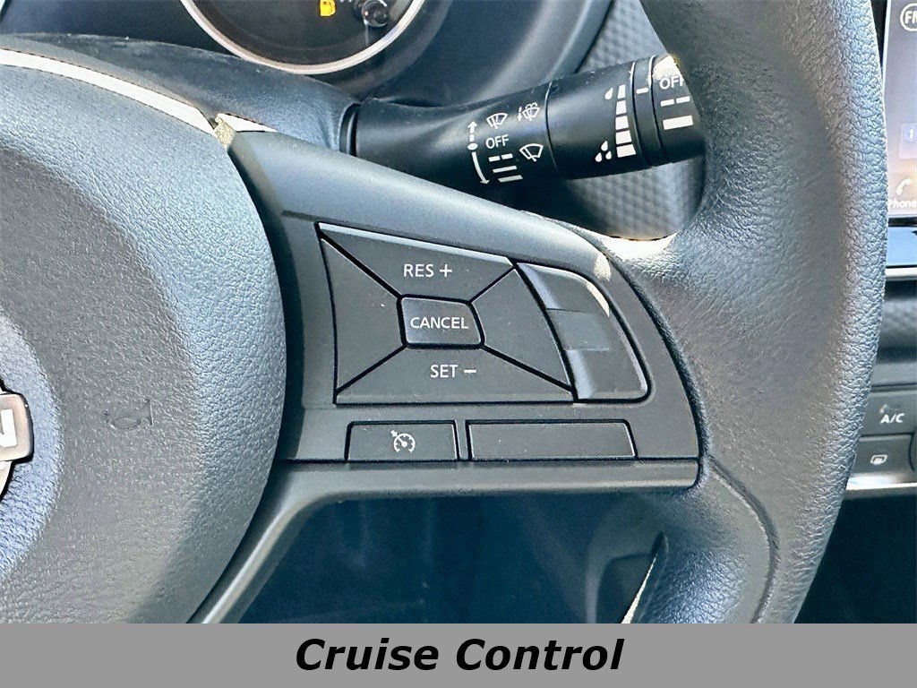 Used 2025 Nissan Kicks Play S image 7