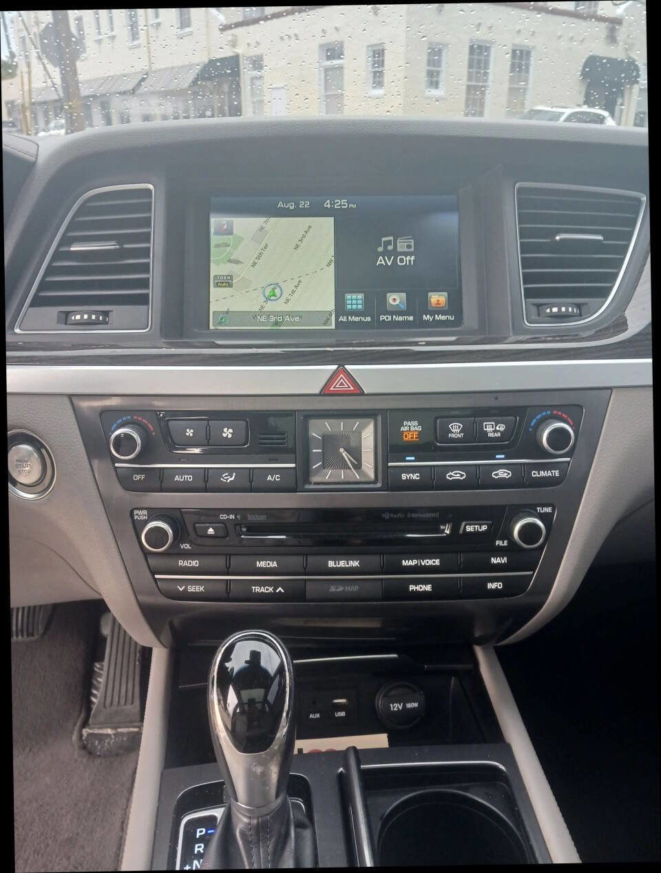 Used 2015 Hyundai Genesis 3.8 w/ Option Group 03 image 13