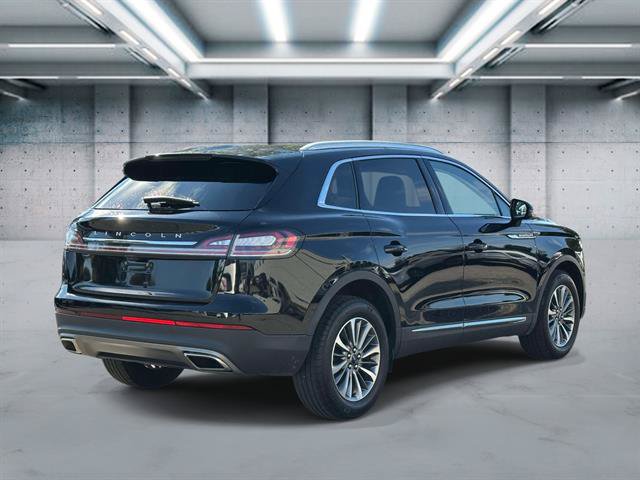 Used 2022 Lincoln Nautilus Reserve AWD/4WD image 5