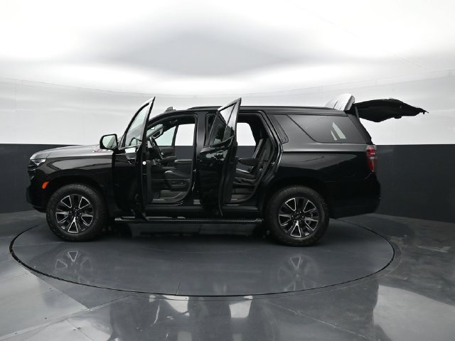 Used 2023 Chevrolet Tahoe Z71 w/ Luxury Package AWD/4WD image 52