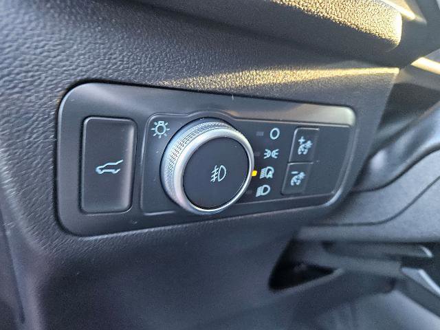 Certified 2022 Ford Escape SEL w/ Class II Trailer Tow Package image 17