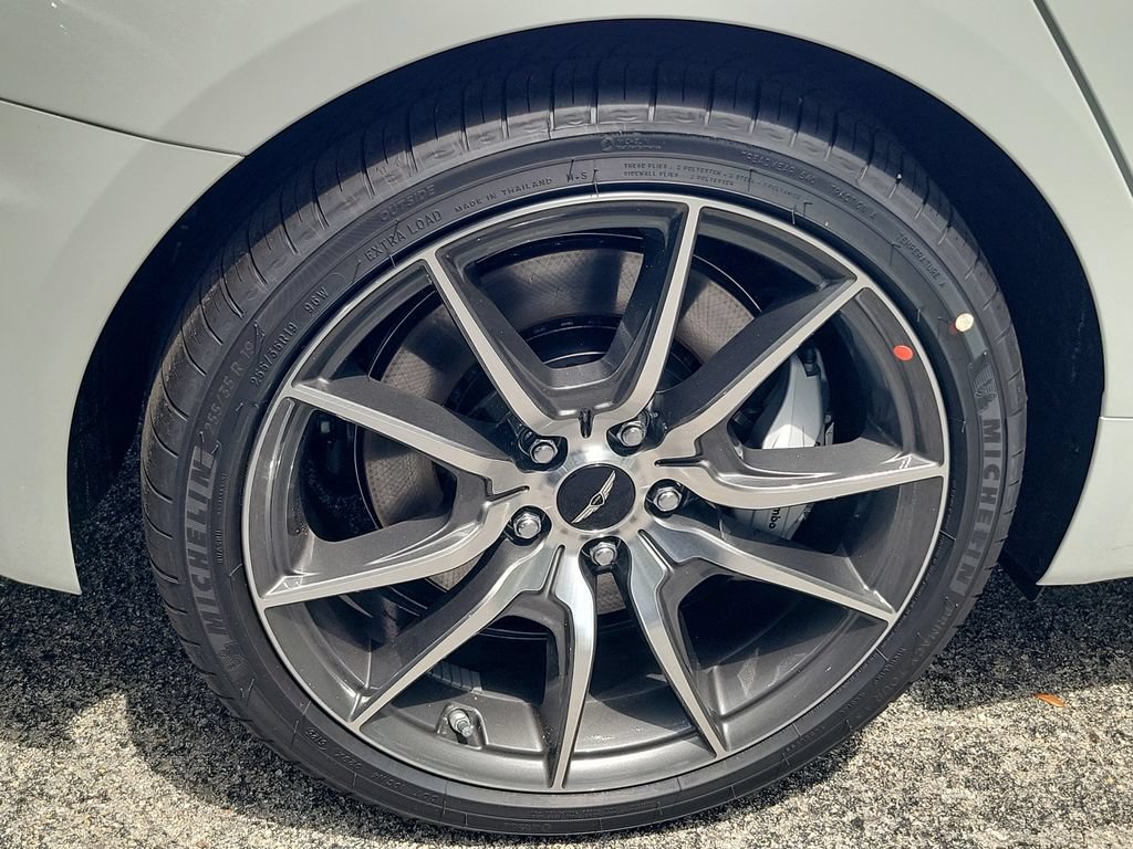 New 2026 Genesis G70 2.5T RWD image 3