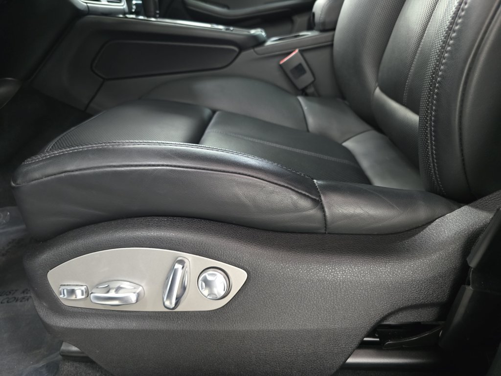 Certified 2026 Porsche Macan S AWD/4WD image 23
