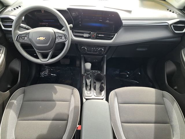 Used 2025 Chevrolet TrailBlazer LT AWD/4WD image 9