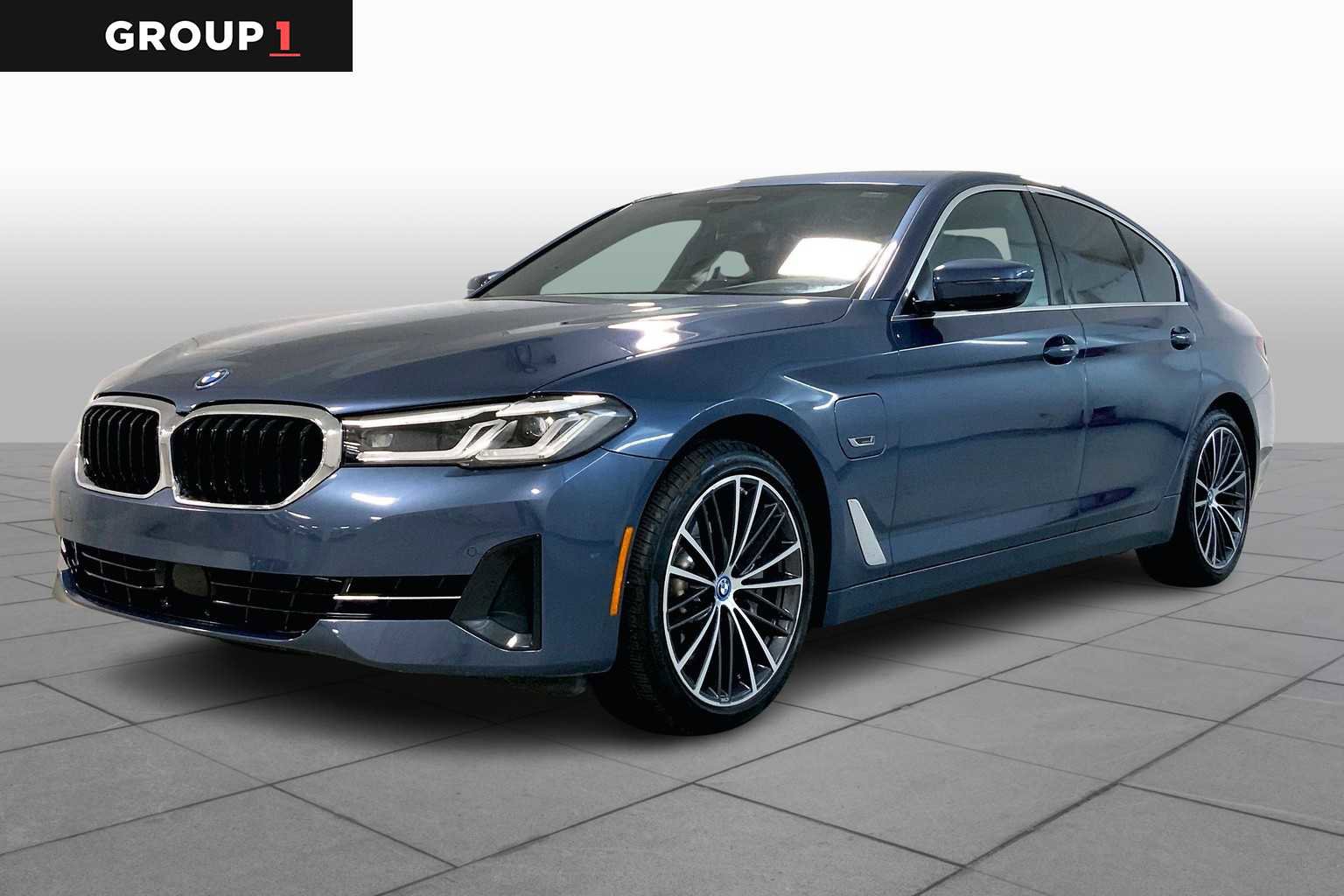Certified 2023 BMW 530e xDrive w/ Premium Package