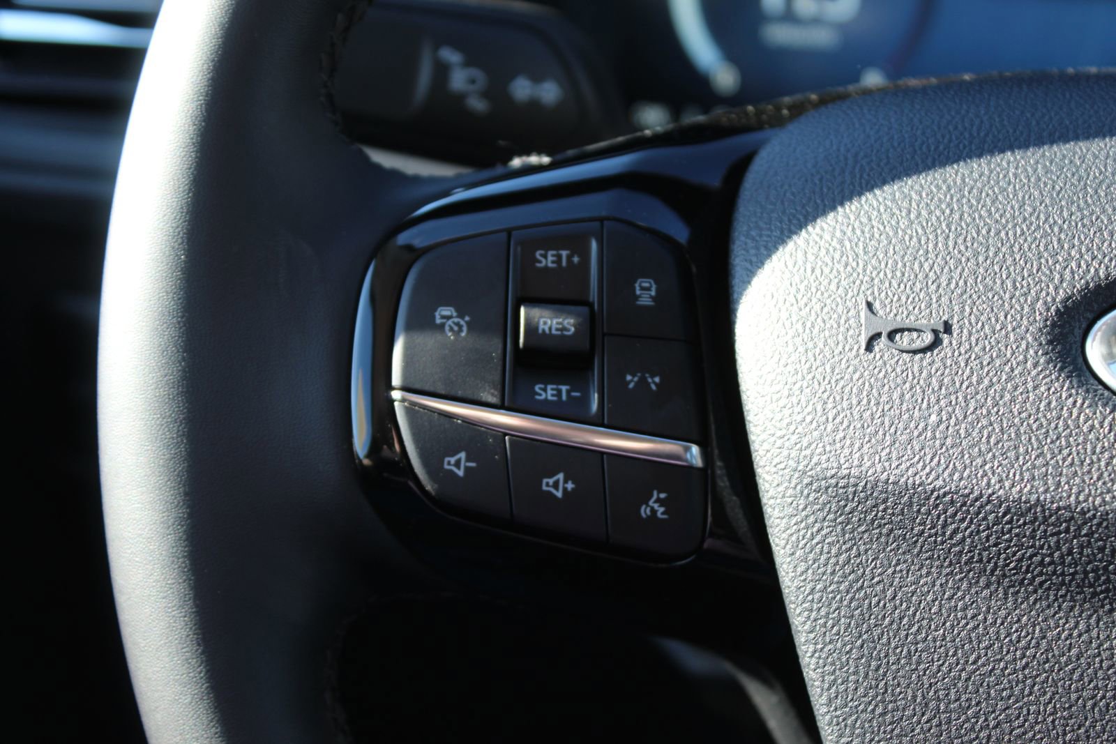 New 2026 Ford Escape Platinum w/ Premium Technology Package image 23