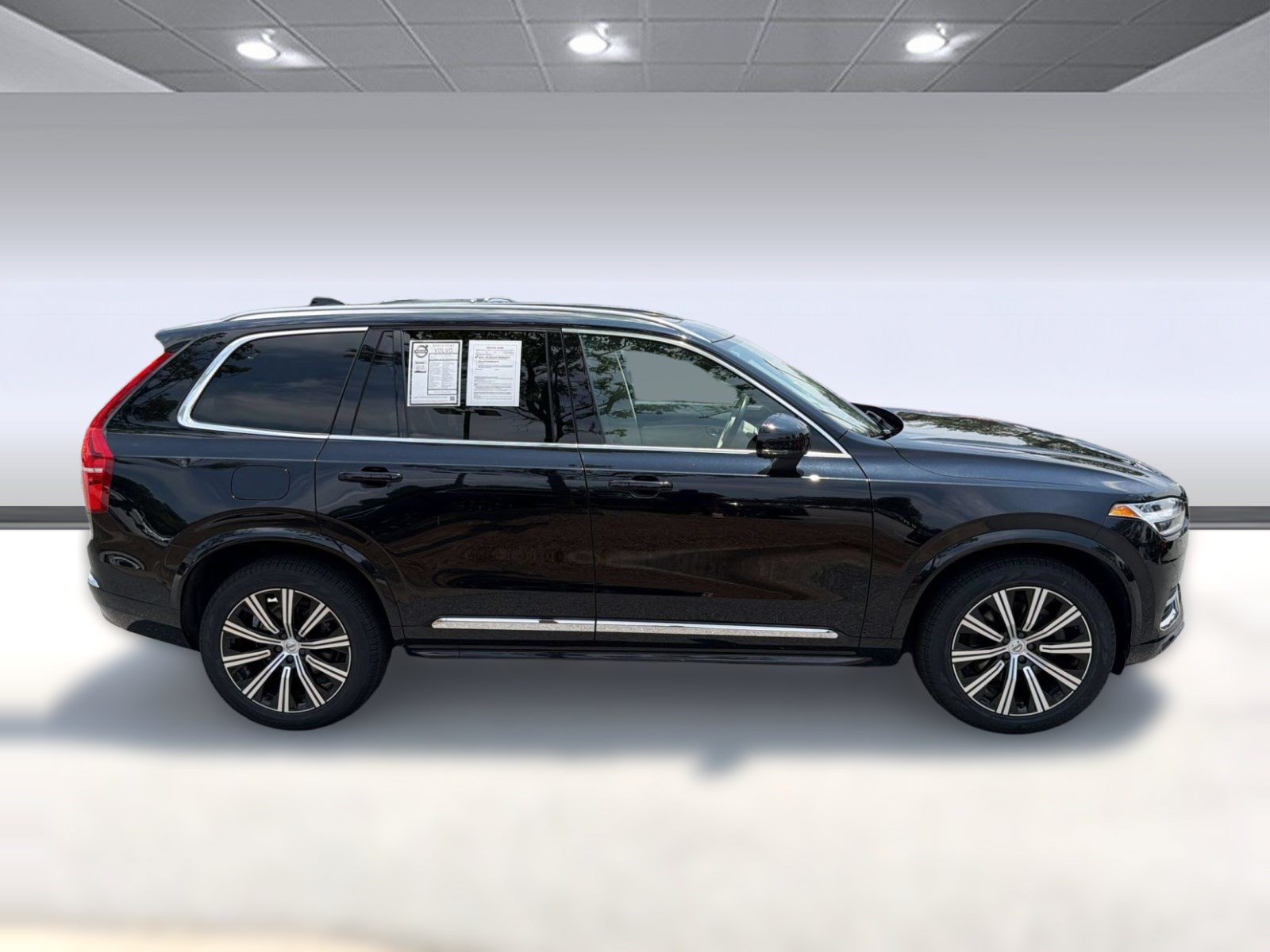 Certified 2023 Volvo XC90 B6 Plus w/ Protection Package AWD/4WD image 8
