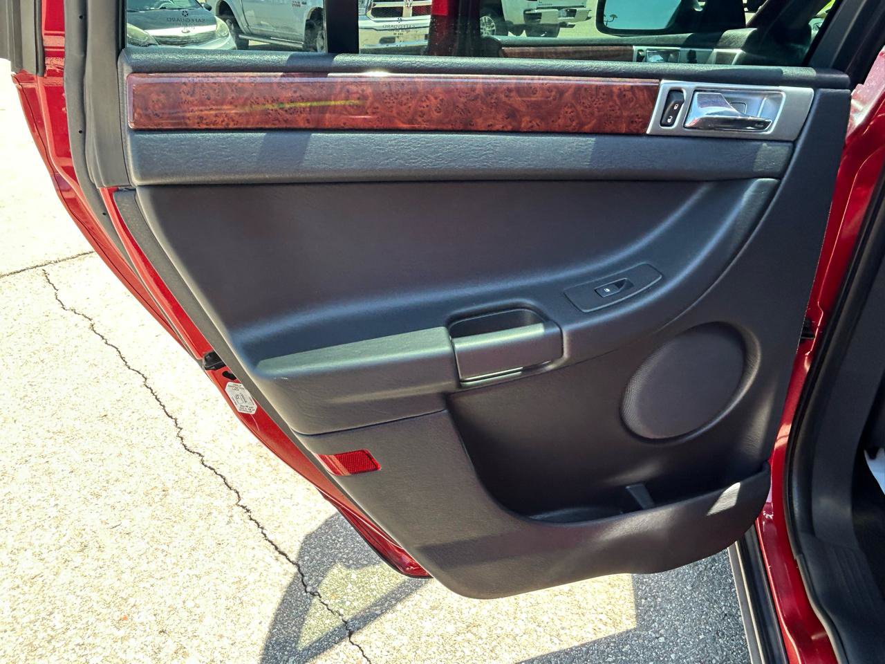 Used 2006 Chrysler Pacifica Touring FWD image 14