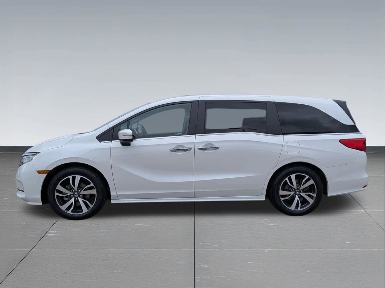 Certified 2023 Honda Odyssey Touring image 2