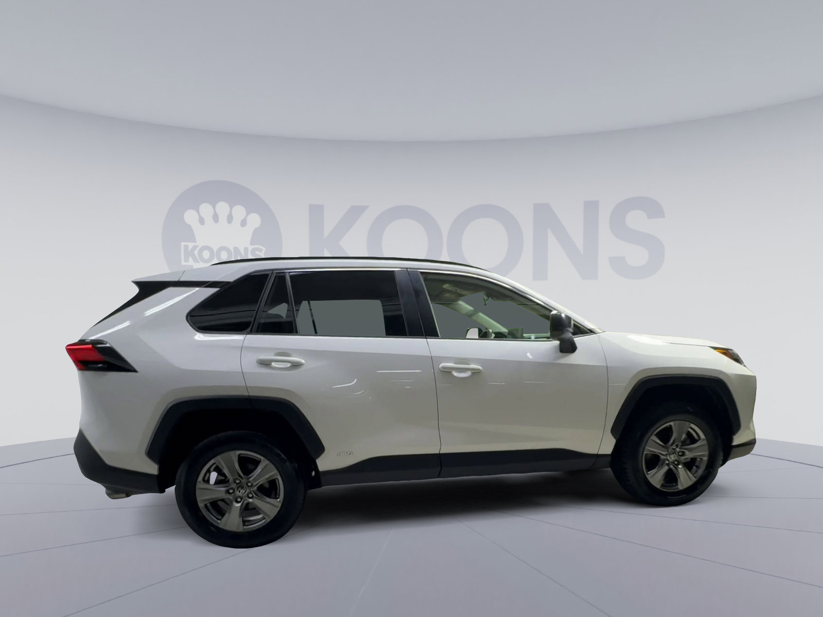 Used 2025 Toyota RAV4 LE AWD/4WD image 12