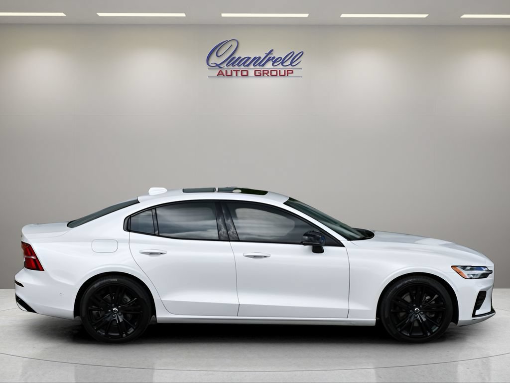 Used 2023 Volvo S60 B5 Plus w/ Climate Package AWD/4WD image 3