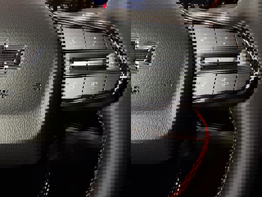 New 2026 Chevrolet Equinox RS w/ Convenience Package III image 32