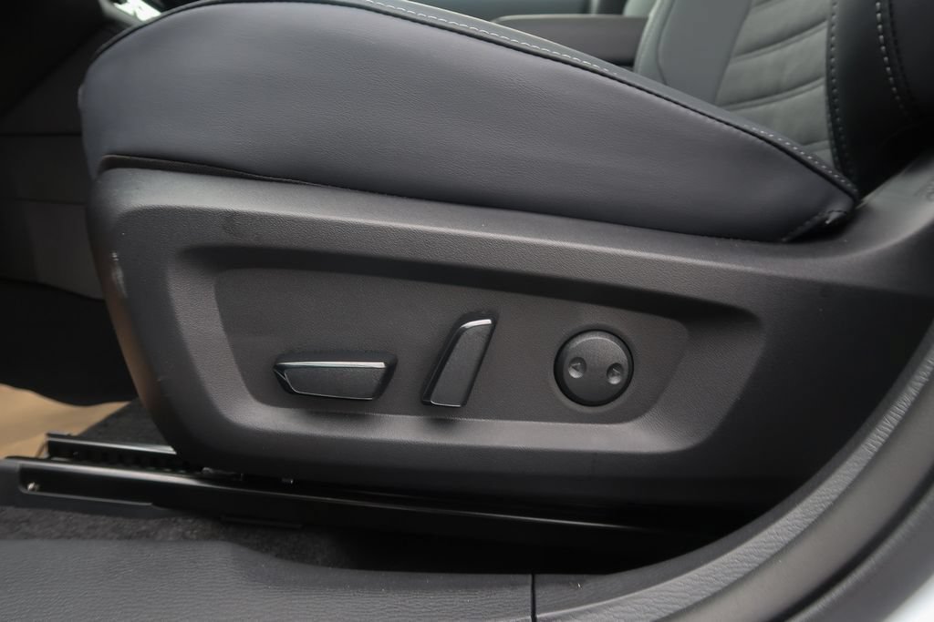 New 2026 Mitsubishi Outlander AWD image 27