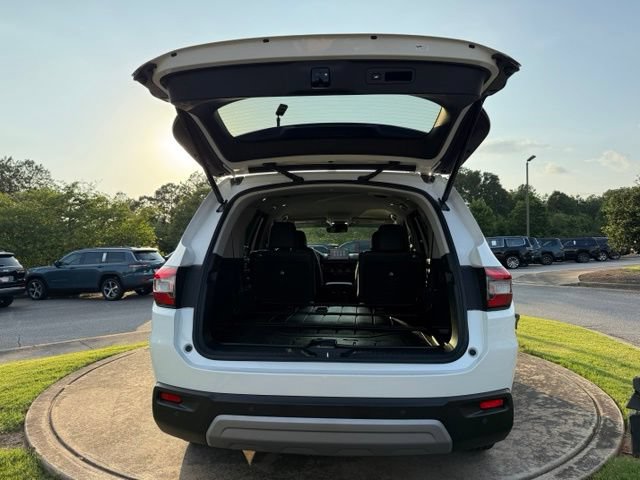 Used 2025 Honda Pilot EX-L image 32