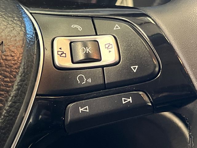 Used 2021 Volkswagen Passat 2.0T SE image 21