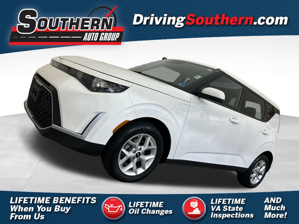 Used 2024 Kia Soul LX w/ Option Group 015