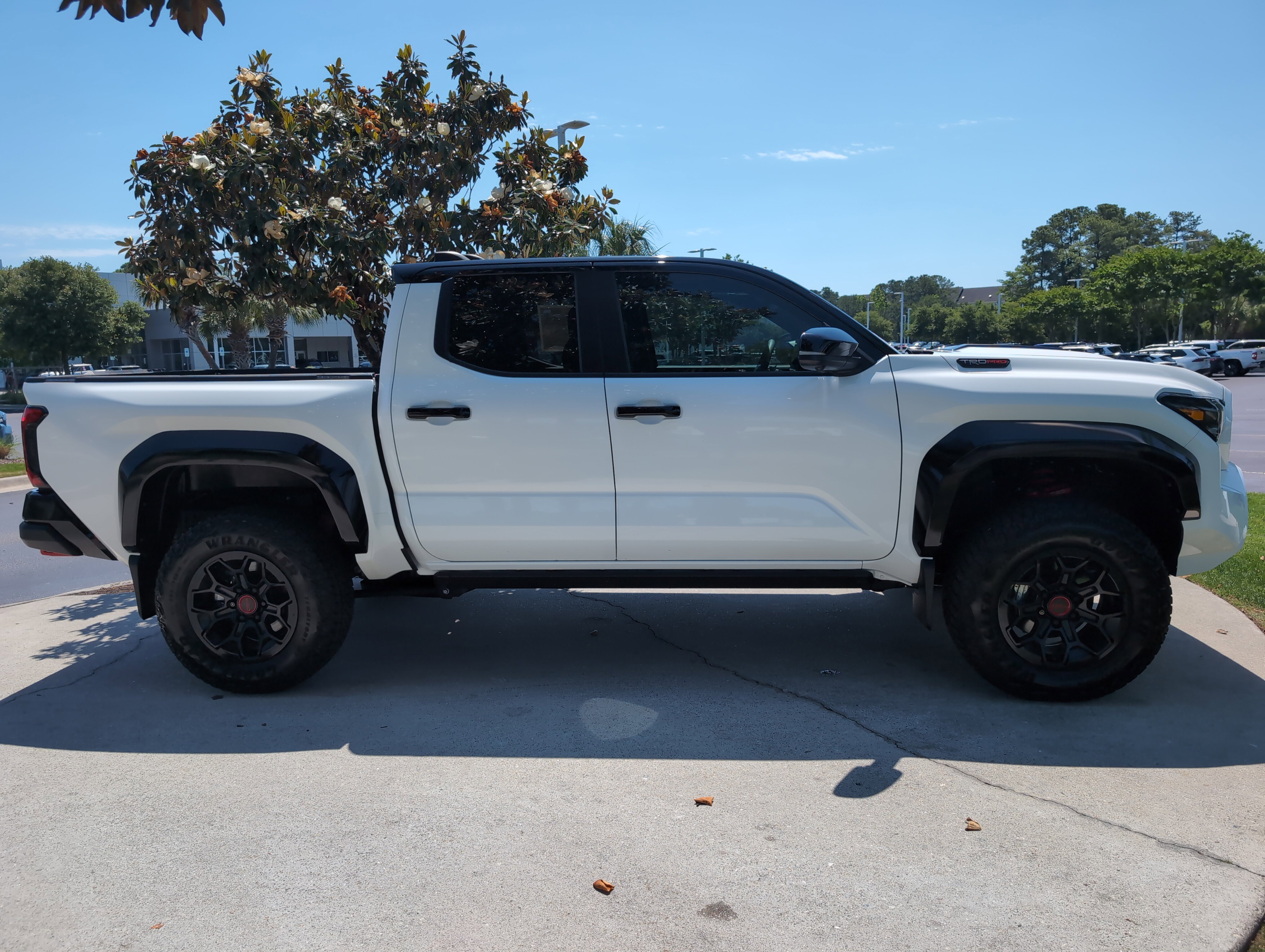 Certified 2025 Toyota Tacoma TRD Pro w/ Tow Tech Package AWD/4WD image 10