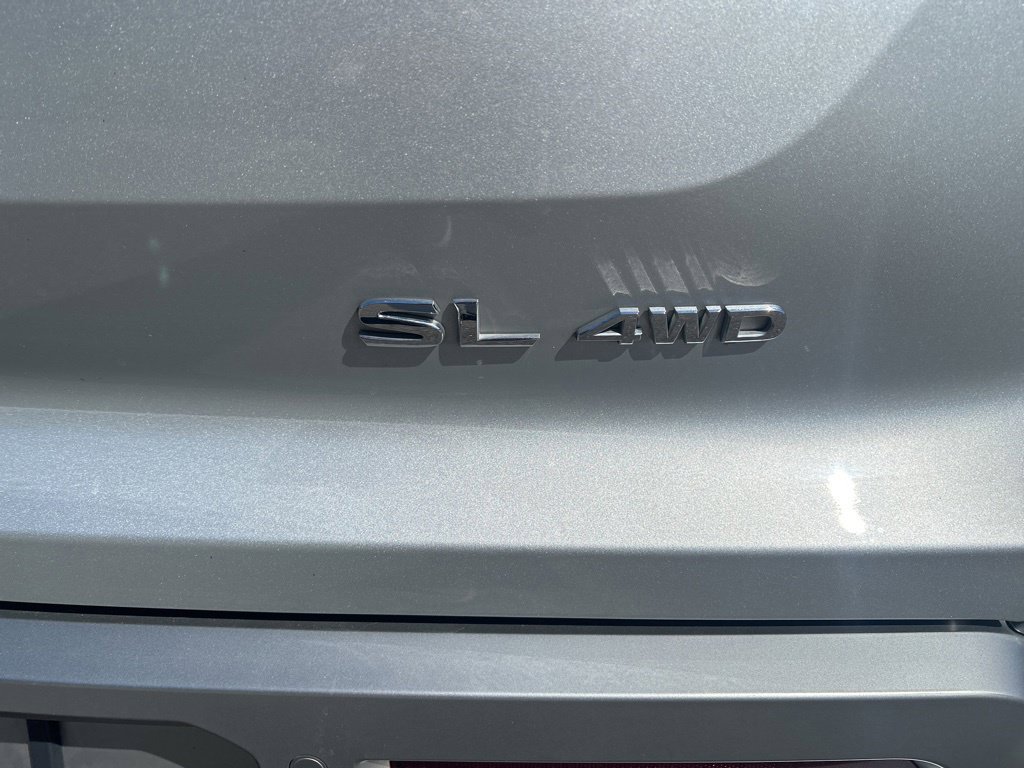 Certified 2025 Nissan Pathfinder SL AWD/4WD image 10