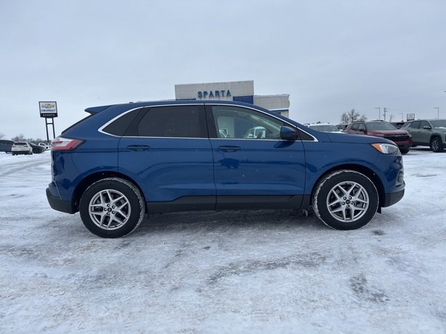 Used 2024 Ford Edge SEL image 2