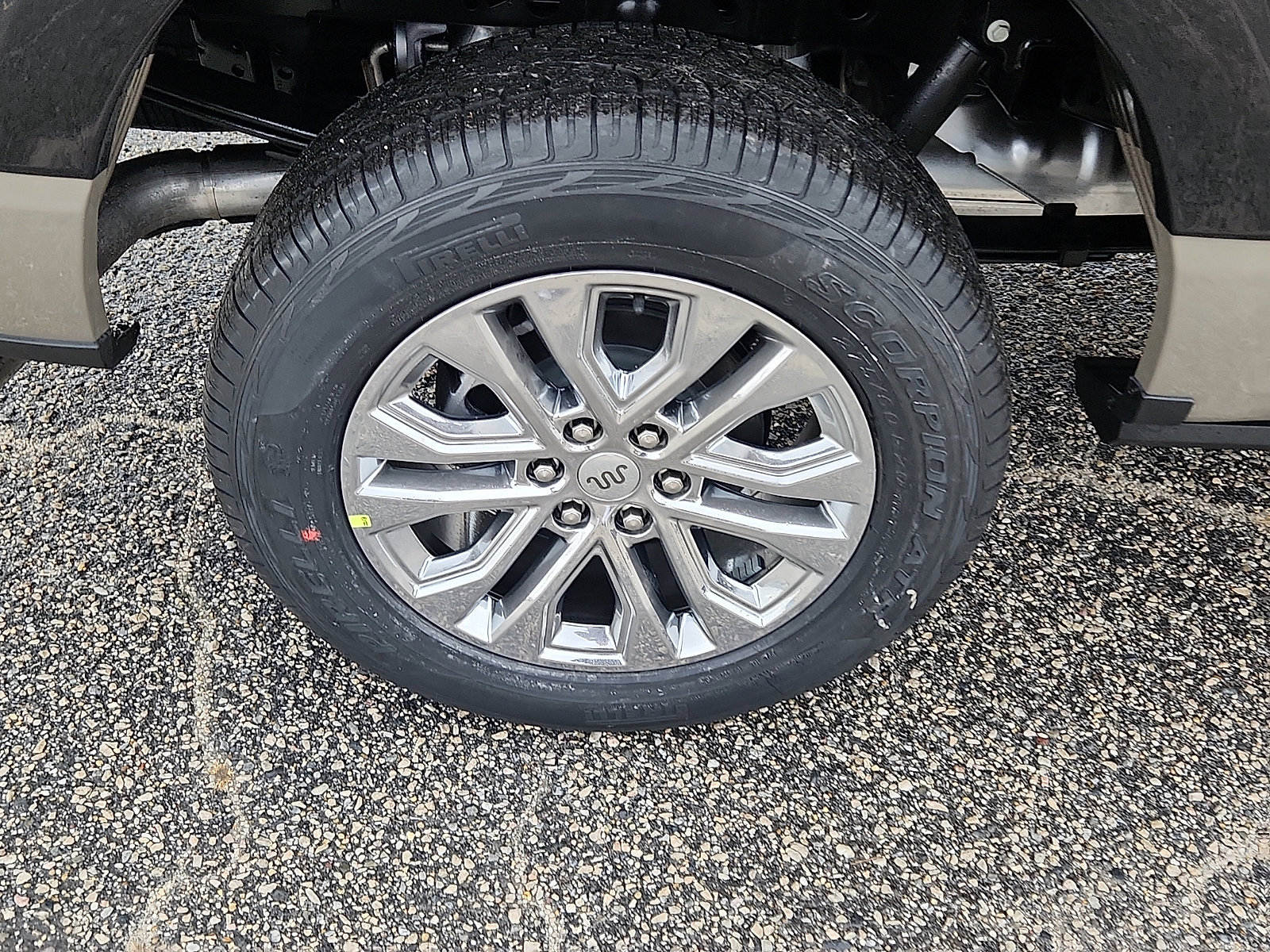 New 2025 Ford F150 King Ranch w/ FX4 Off-Road Package image 5