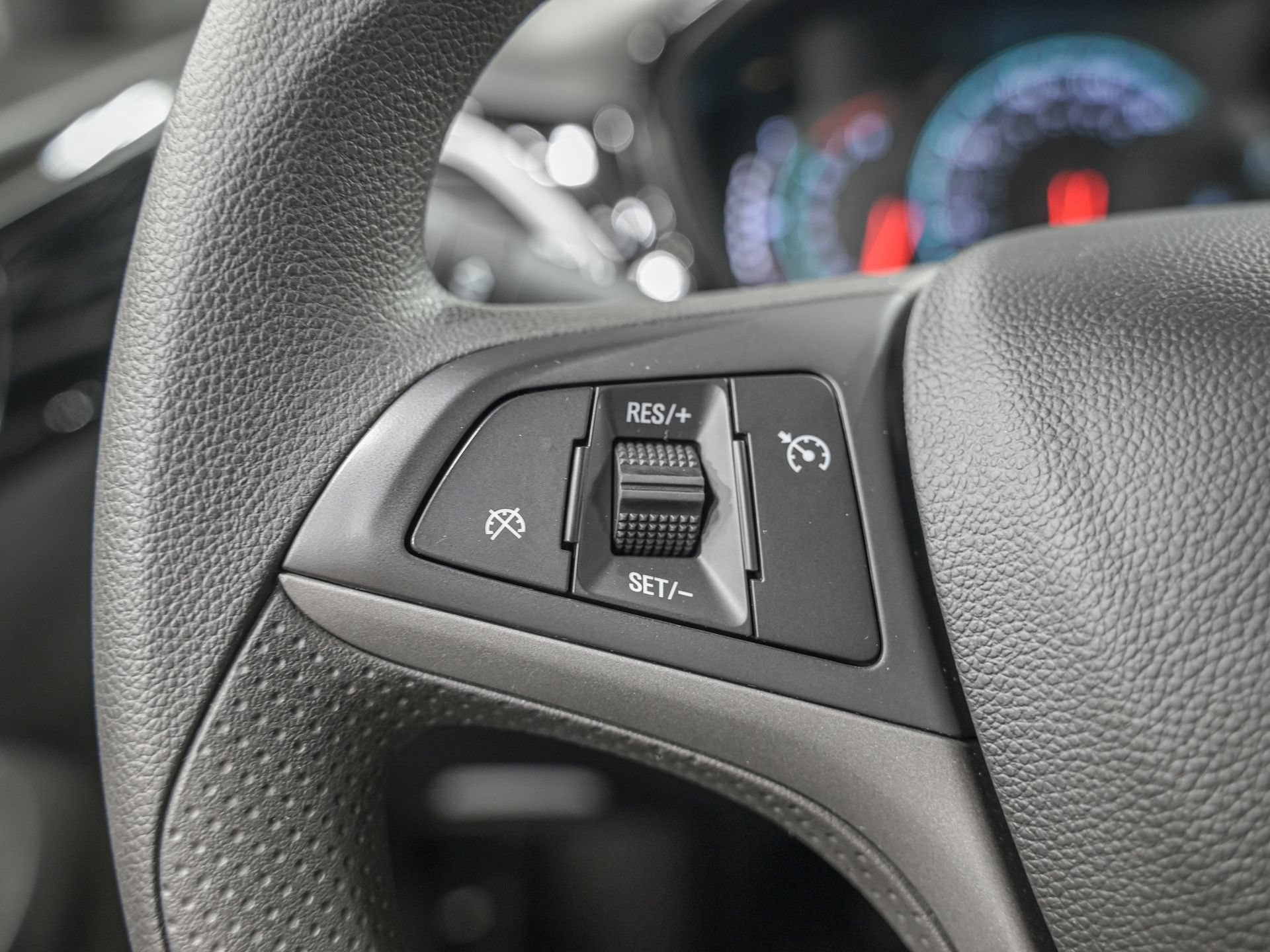 Used 2022 Chevrolet Spark LT FWD image 19