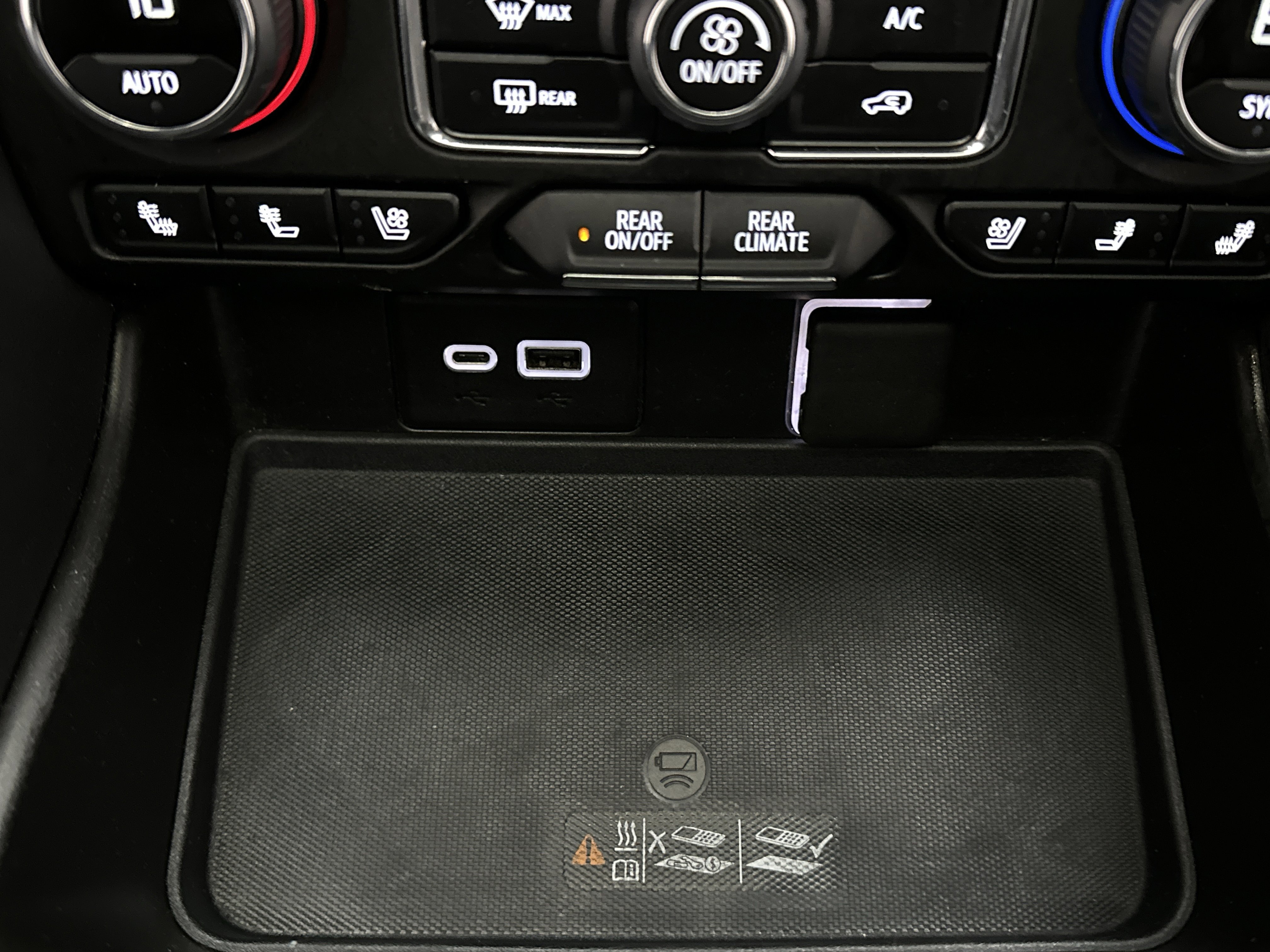 Used 2021 Chevrolet Tahoe Premier w/ Premium Package image 48