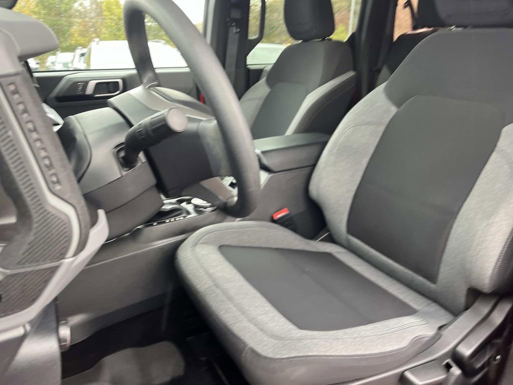 Used 2023 Ford Bronco 4-Door AWD/4WD image 26