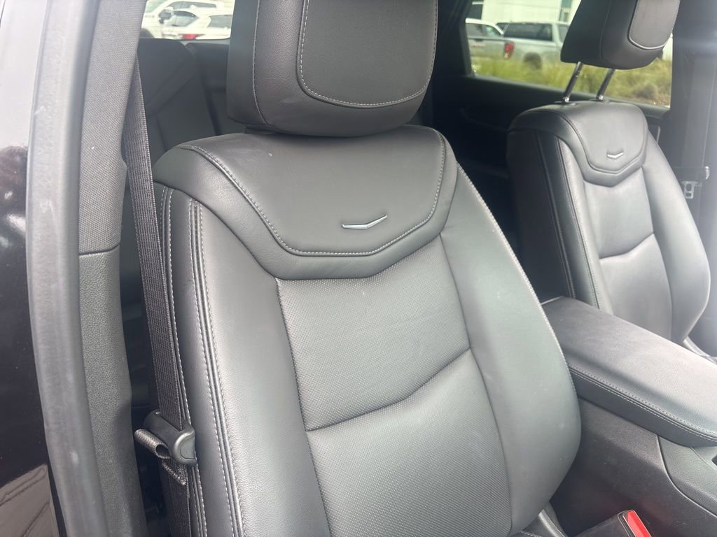 Used 2023 Cadillac XT5 Premium Luxury image 32