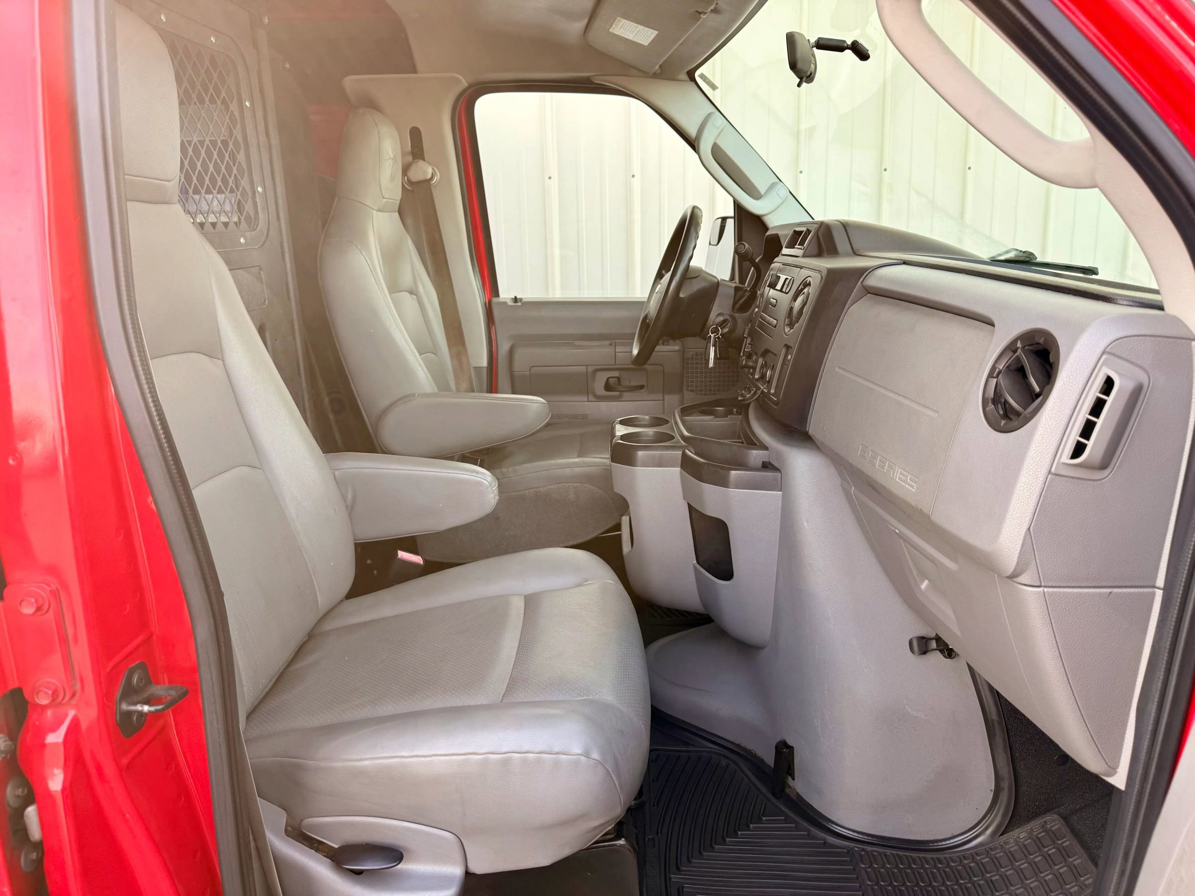 Used 2012 Ford E-150 and Econoline 150 w/ Commercial Cargo Van Pkg image 30