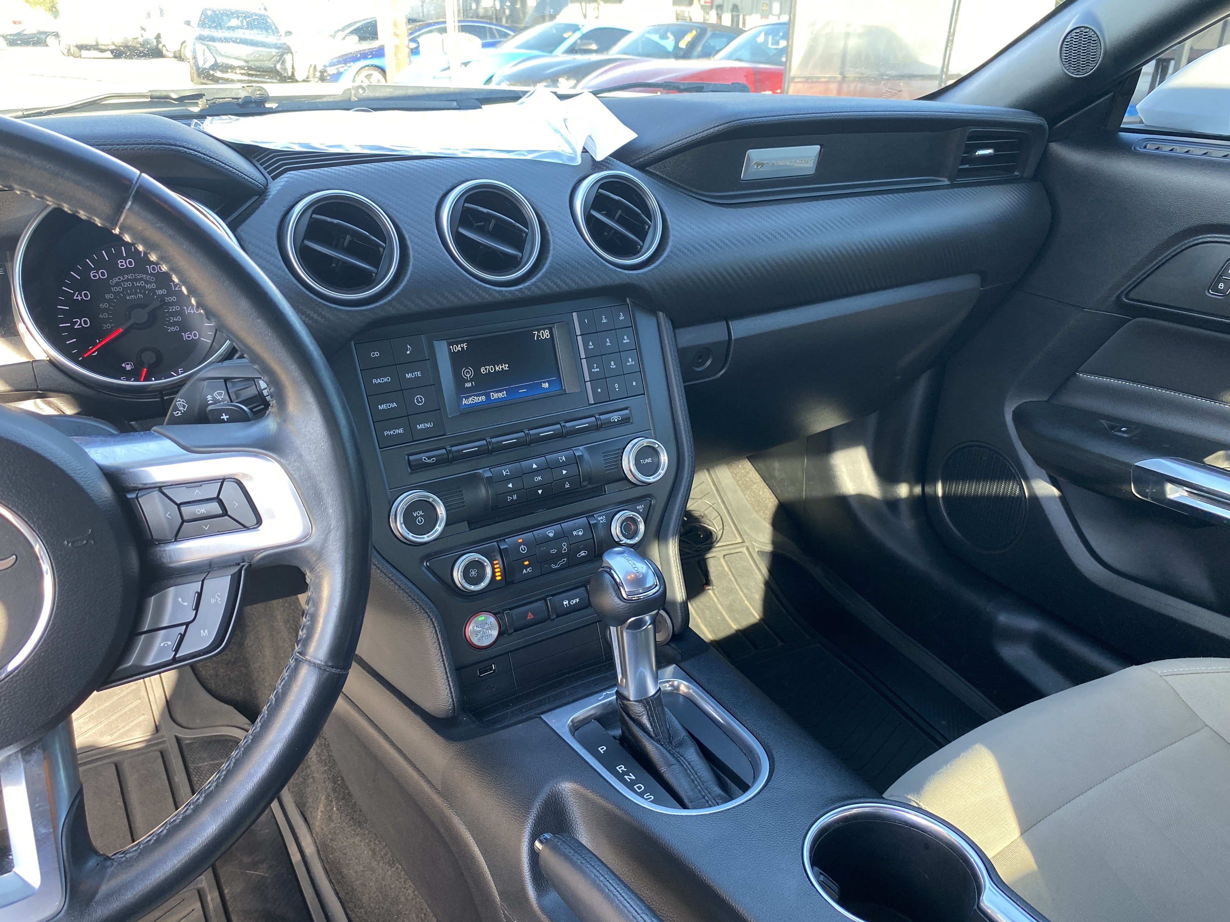 Used 2018 Ford Mustang Coupe RWD image 11