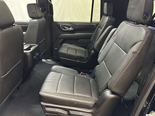 Certified 2023 Chevrolet Suburban RST w/ Luxury Package AWD/4WD image 13