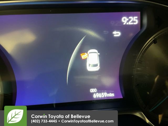 Certified 2021 Toyota Venza Limited image 10