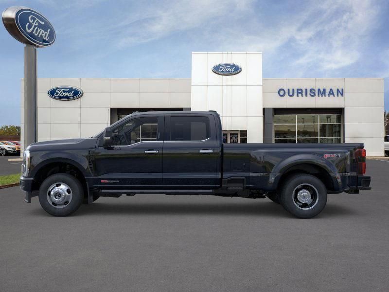 New 2026 Ford F350 4x4 Crew Cab DRW Super Duty image 4