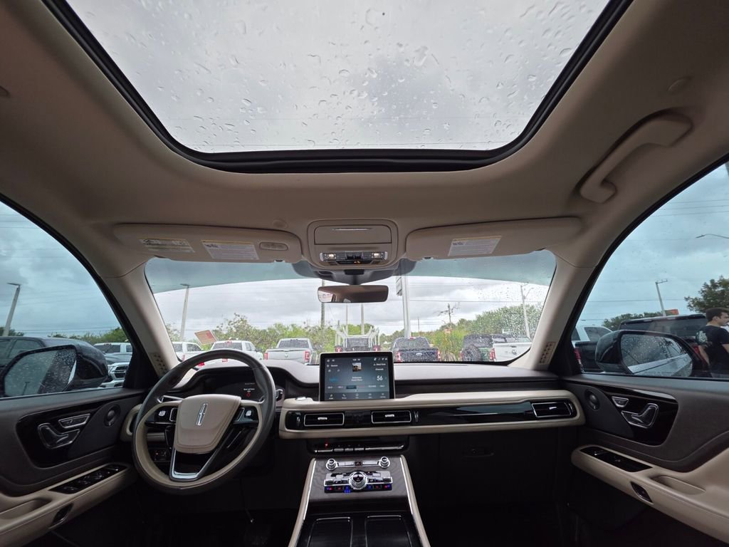 Used 2022 Lincoln Aviator Reserve w/ Equipment Group 201A AWD/4WD image 22