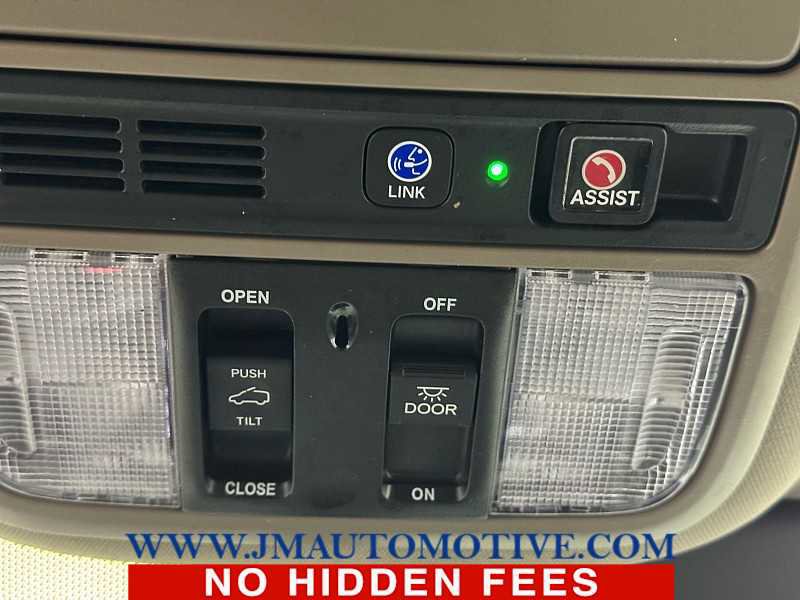 Used 2022 Honda Pilot Touring image 37