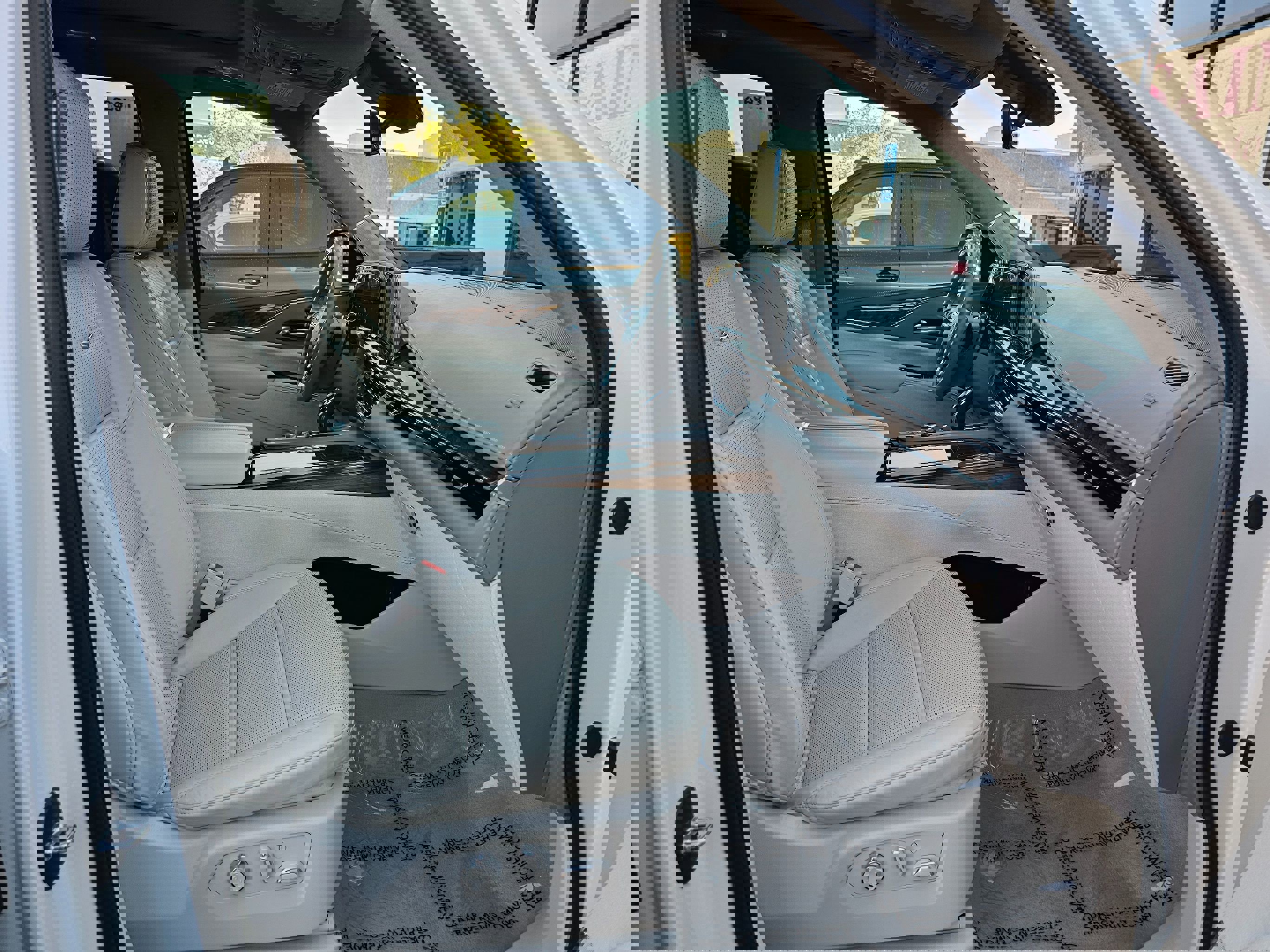 Used 2024 Cadillac Escalade Sport Platinum w/ Heavy-Duty Trailer Package image 53