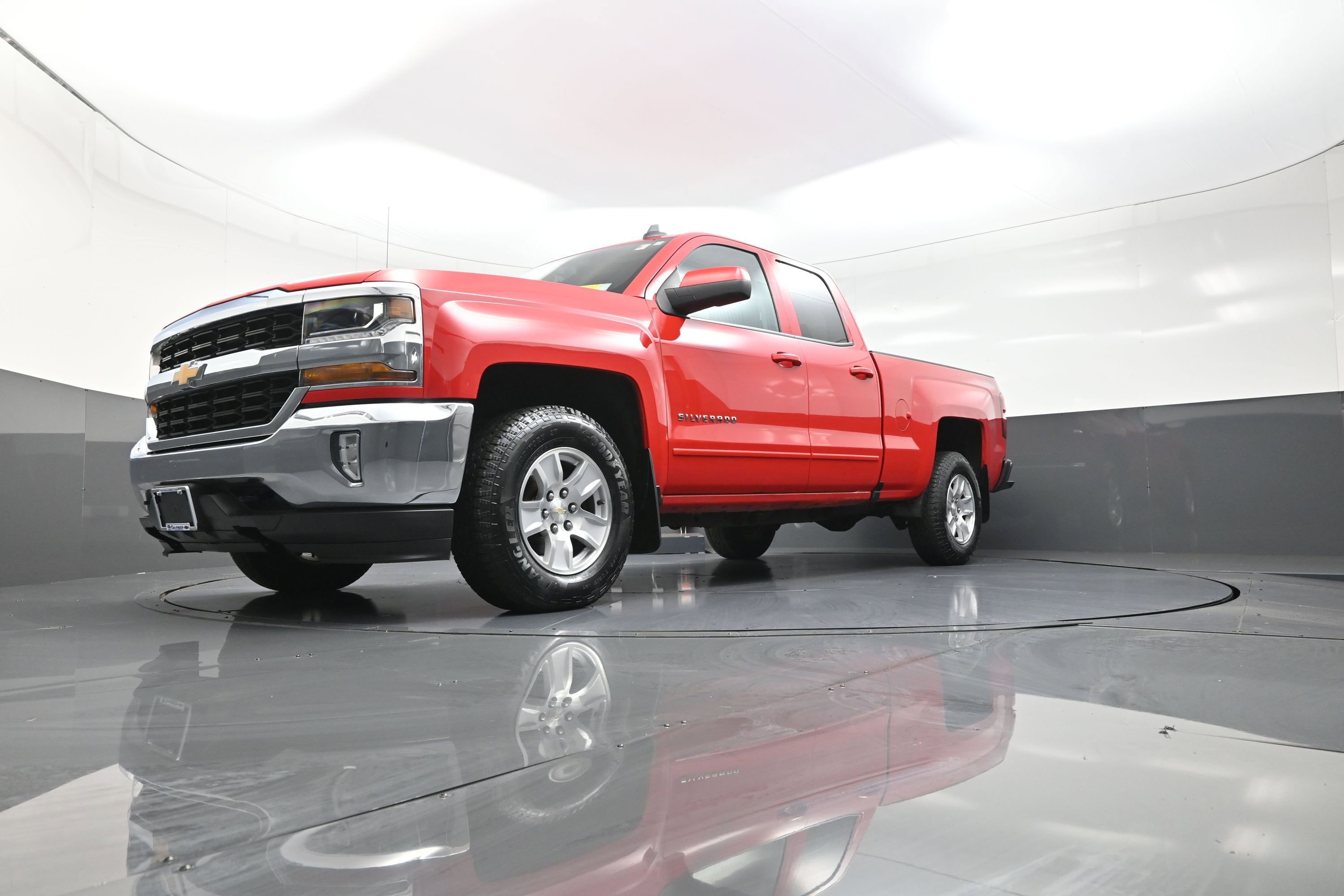 Used 2017 Chevrolet Silverado 1500 LT w/ All Star Edition image 11