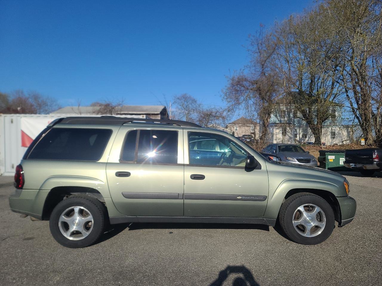 Used 2004 Chevrolet TrailBlazer 4WD w/ LS Preferred Equipment Group image 8
