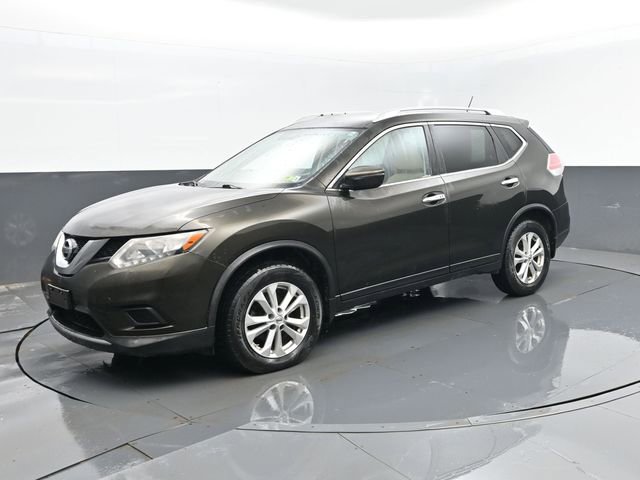 Used 2016 Nissan Rogue SV image 1