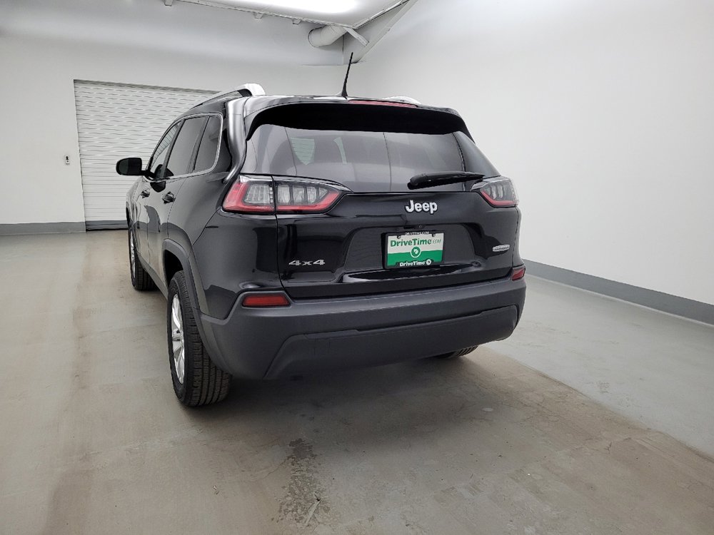 Used 2019 Jeep Cherokee Latitude w/ Cold Weather Group image 6