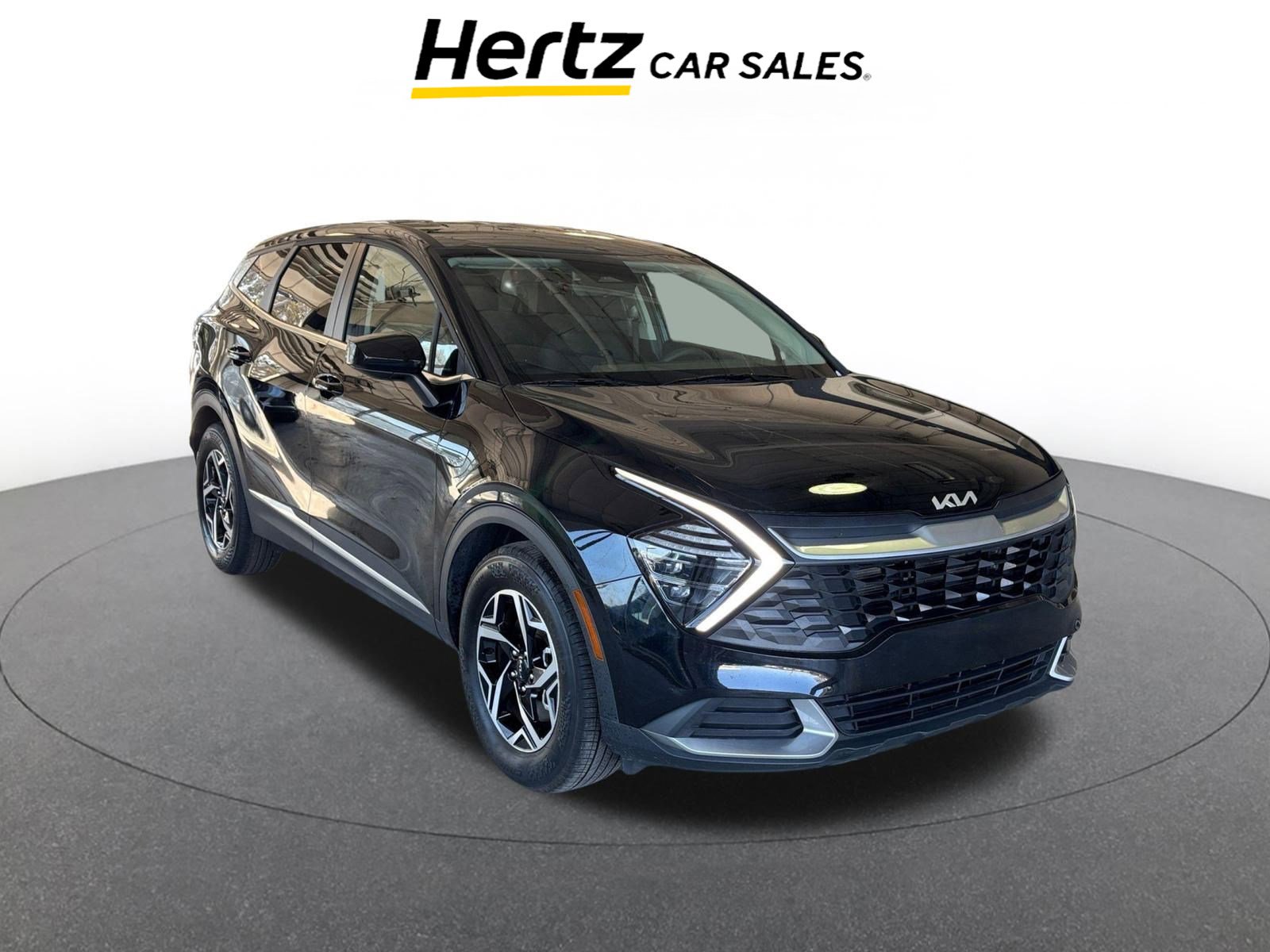 Used 2025 Kia Sportage LX image 1