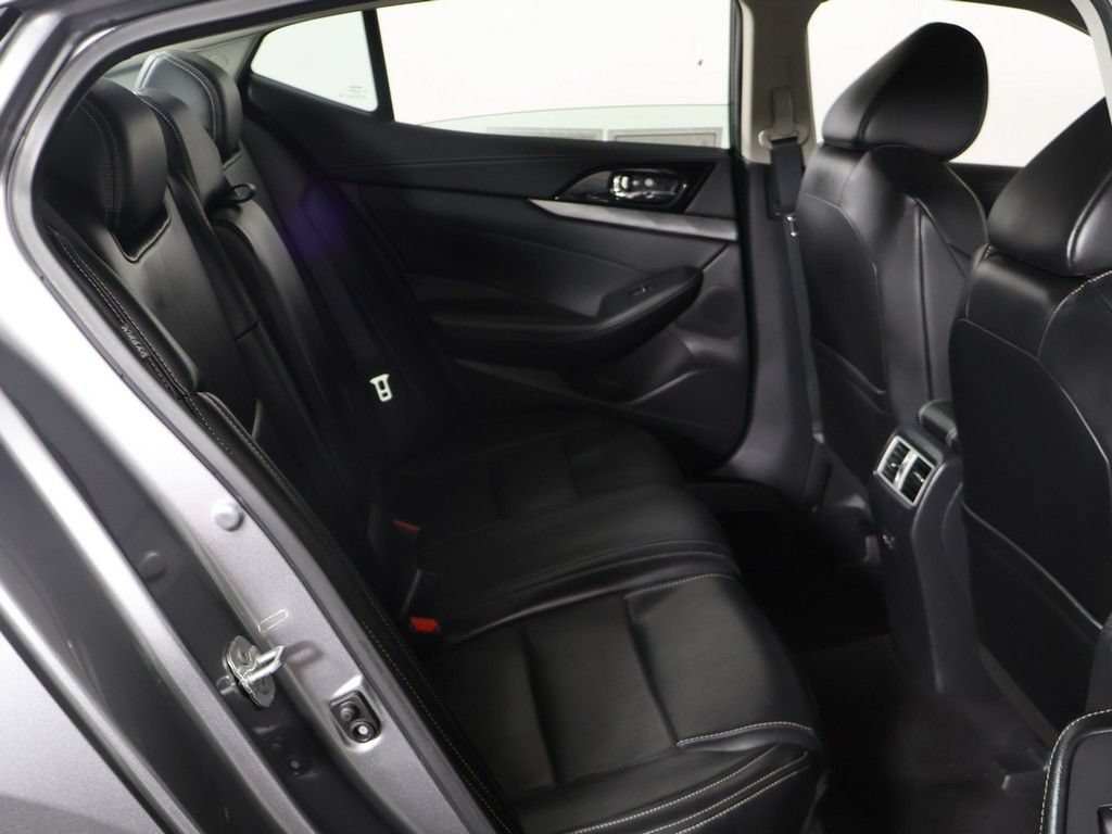 Used 2023 Nissan Maxima SV w/ Floor Mat Group FWD image 29
