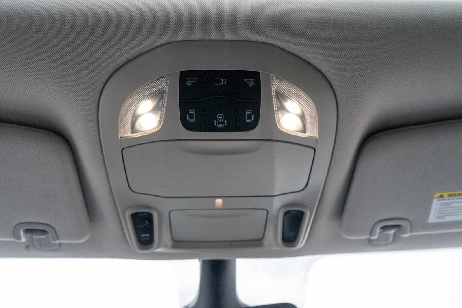 Used 2023 Chrysler Pacifica Limited image 23