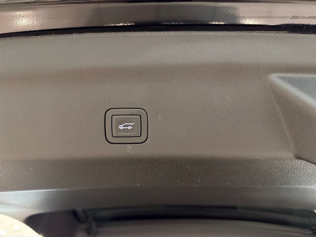 New 2026 Chevrolet Tahoe Premier AWD/4WD image 13