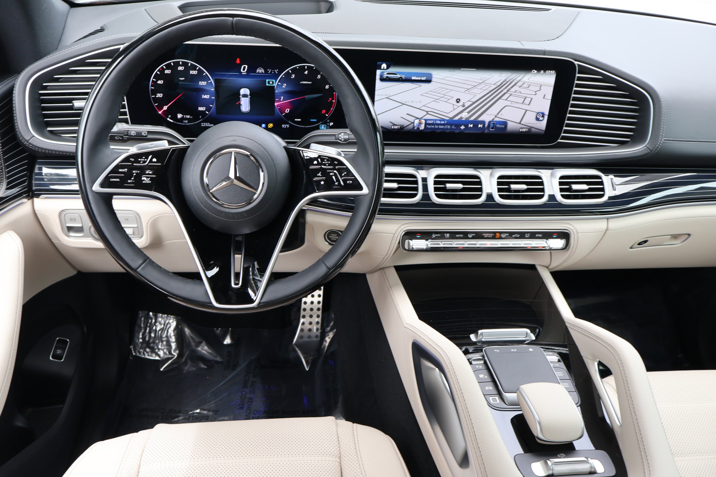 New 2026 Mercedes-Benz GLS 580 4MATIC image 19