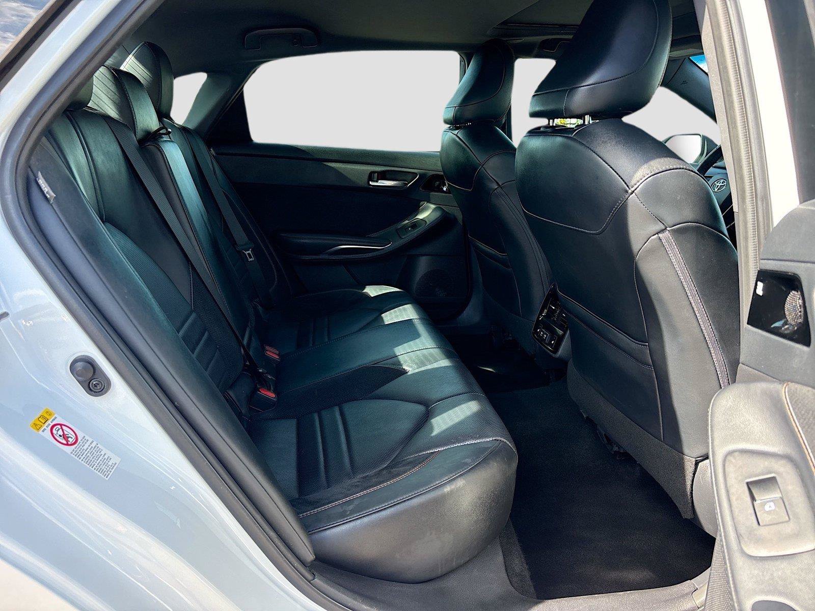 Used 2019 Toyota Avalon Touring FWD image 28